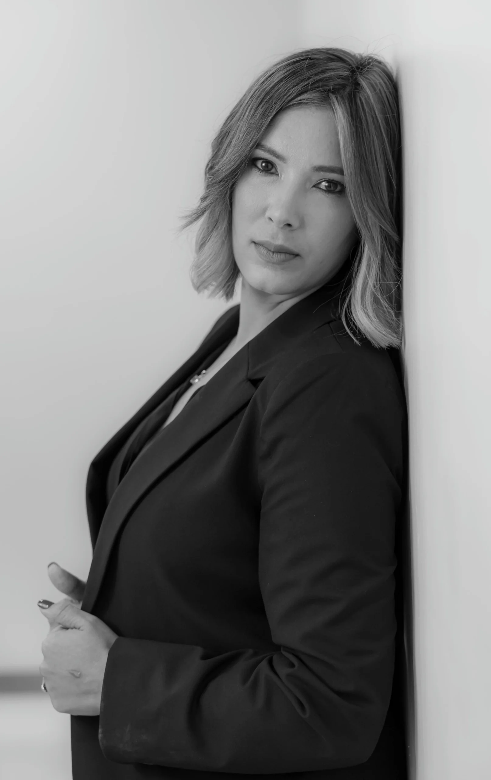 diting professional studio photos captured with flash lighting in post-production.